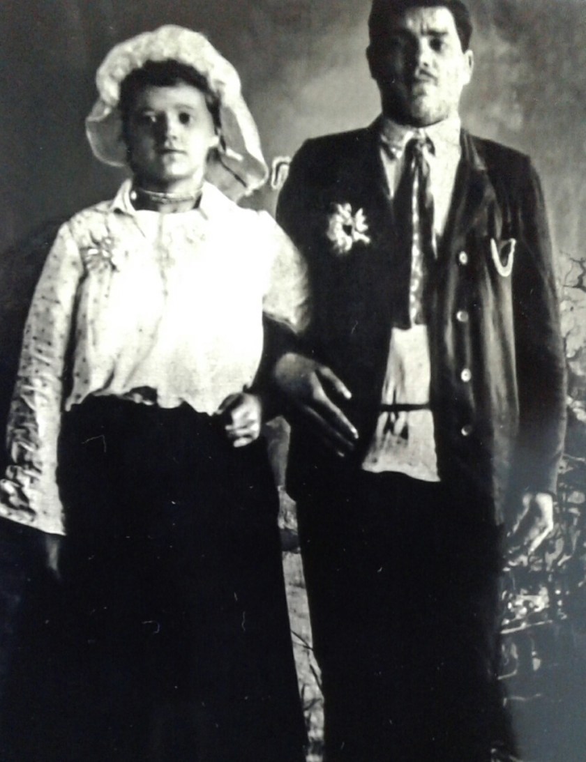 ГРАВЕР В.А с женой.